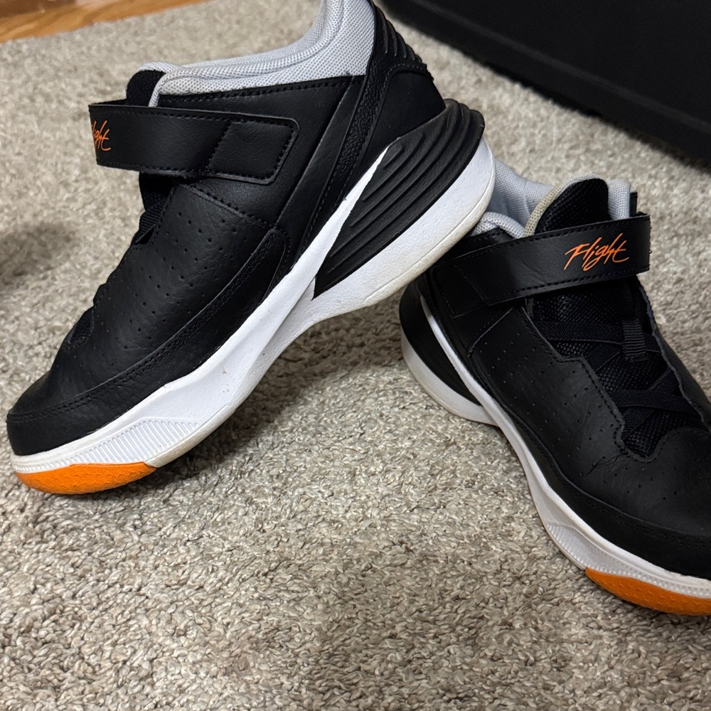 Nike Kids Black and Orange Sneakers
